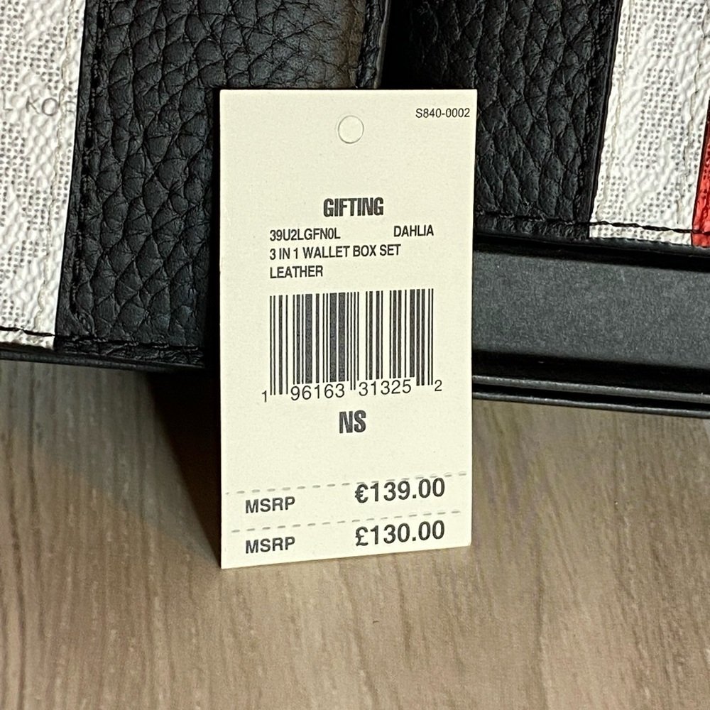 NWT Michael Kors Mens Wallet Gift Set - Picture 3 of 7